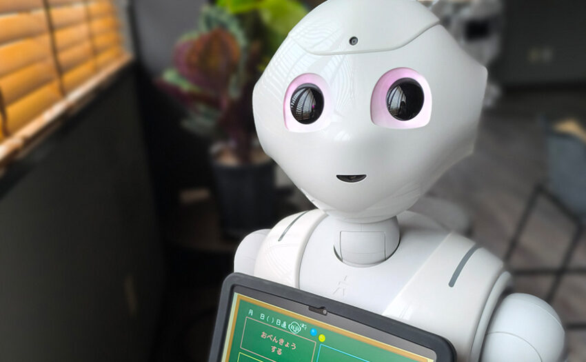 各校で活躍中のPepperが、あの生成AIと出会いました！新Pepper、全力でお仕事準備中！