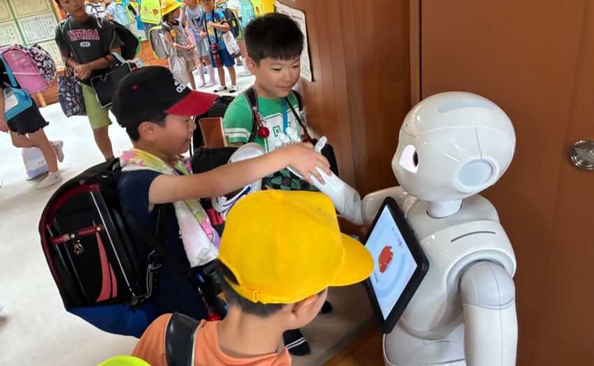 Pepperのプログラミング授業を行っている船引南小学校からのご報告